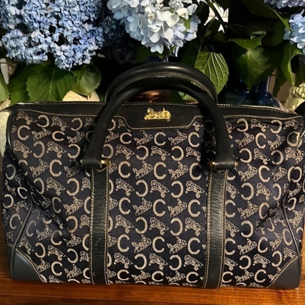 Celine vintage Boston bag. Beautiful navy. Classic